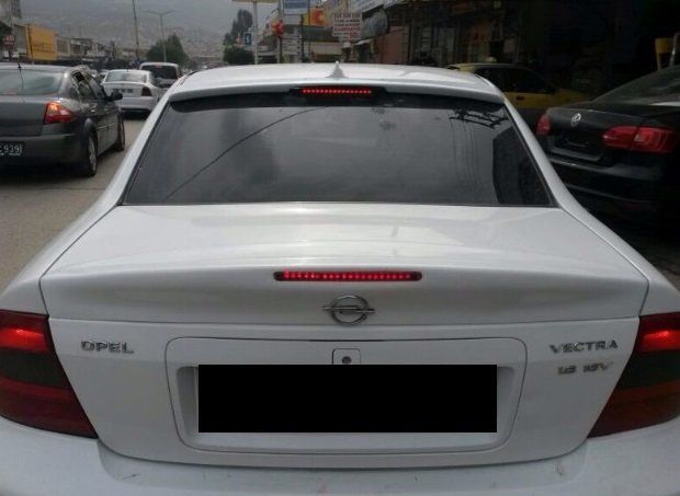 Opel Vectra Uyumlu B Işıklı Anatomik Spoiler