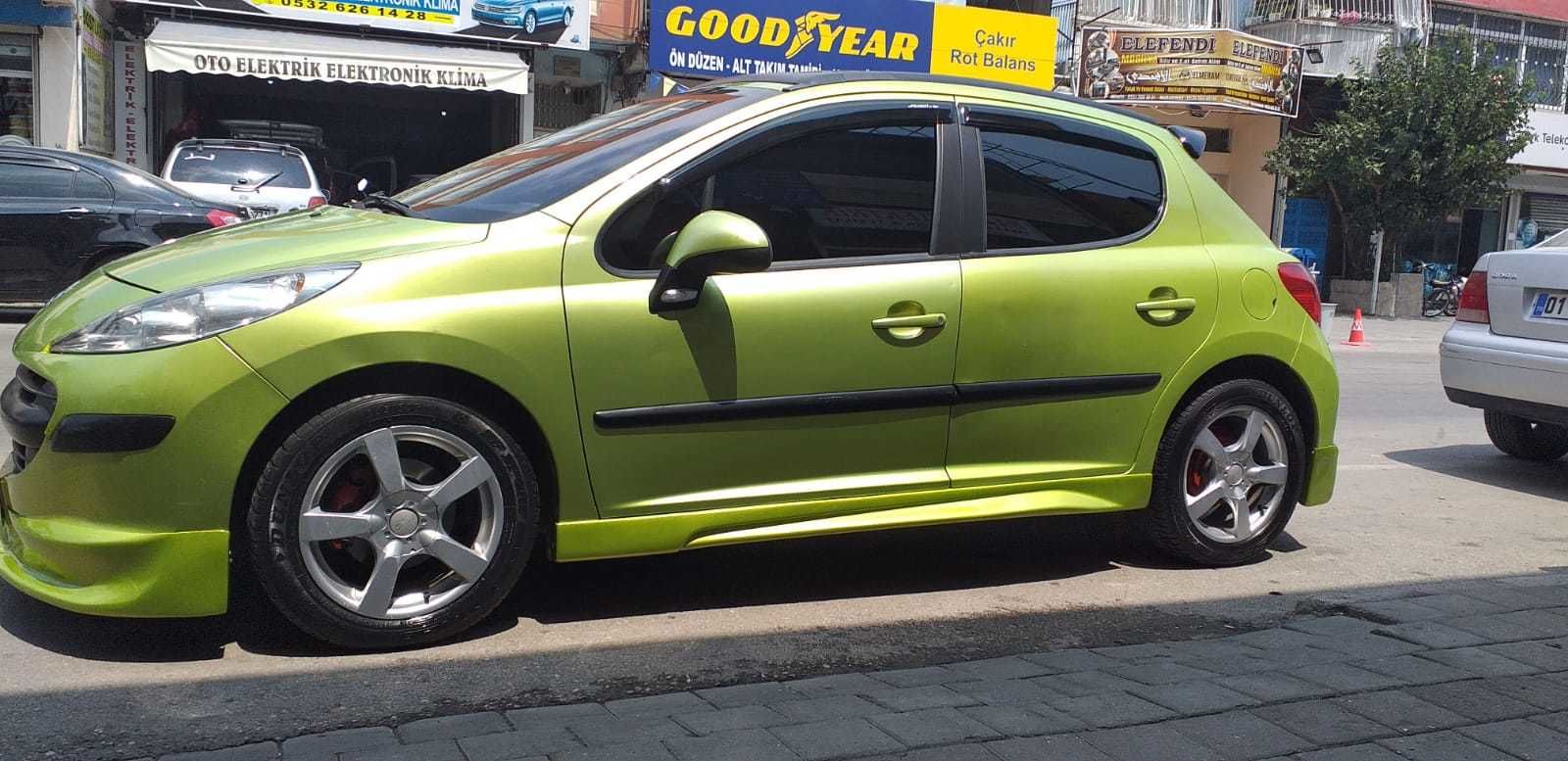 Peugeot 207 Uyumlu Yan Marşpiyel Boyalı