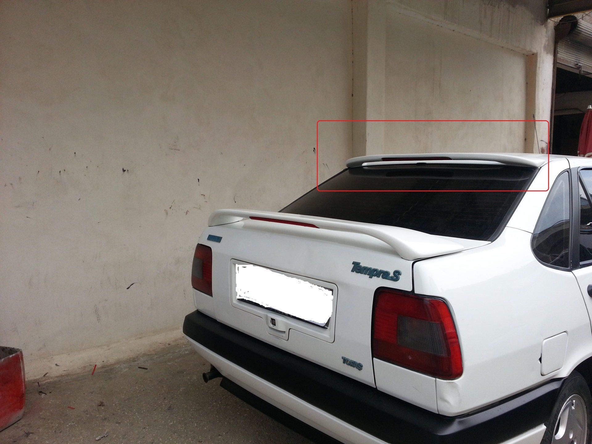 Fiat Tempra Uyumlu Cam Üstü Spoiler Işıklı Spoiler Boyalı