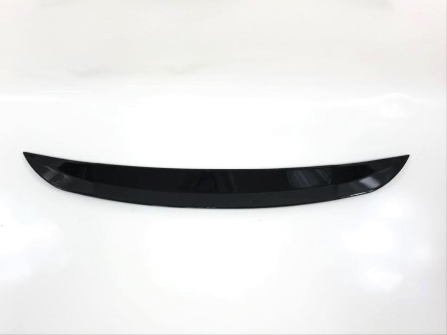 Mercedes Glb Uyumlu Spoiler - Piano Black (Parlak Siyah)