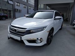 Honda Civic Uyumlu Fc5 2016-2020 Çıkıntılı Ön Flap Piano Black Dizayn B