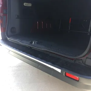 Renault Trafic 2014-2019 Yıl Aralığı Uyumlu Arka Tampon Eşiği Mat - Görsel 2
