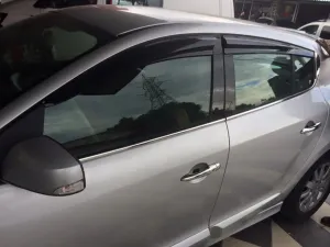 OMSA Renault Fluence Krom Sis Farı Çerçevesi 2 Parça 2012-2015 Arası - Görsel 4