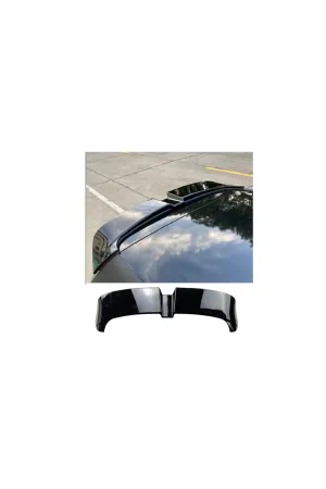 Vw golf 8 bagaj üstü spoiler oettinger piano black