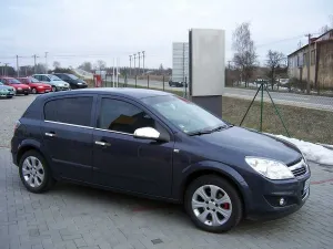 OMSA Opel Astra H HB Krom Cam Alt Çıtası 2004-2009 Arası - Görsel 3