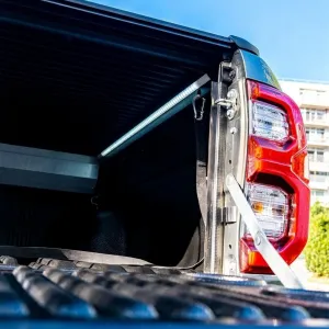 Maximus Top Roller v2 Toyota Hilux Sürgülü Kasa Kapağı (Siyah) - Tonneau Cover - Görsel 5
