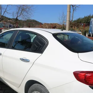 Fiat Egea 2015- Yılı ve Sonrası Uyumlu Kelebek Cam 2 Parça - Görsel 3