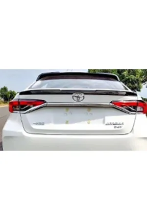Toyota corolla bagaj üstü spoiler siyah yarasa 2019+