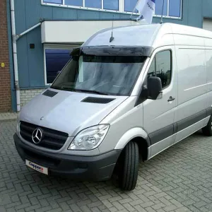 Mercedes Sprinter 2006-2012 Yıl Aralığı Uyumlu Ön Cam Güneşliği - Görsel 3