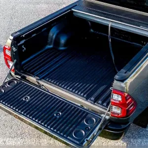 Maximus Top Roller v2 Toyota Hilux Sürgülü Kasa Kapağı (Siyah) - Tonneau Cover - Görsel 3