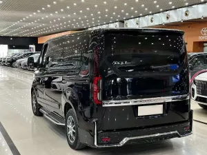 TRANSIT CUSTOM FACELIFT BODY KIT - Görsel 3