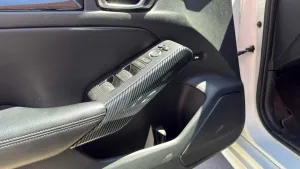 CIVIC 21-25   FE1 KAPI KOLU YAN KAPLAMA (KARBON) - Görsel 5