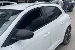 Renault Megane 2016-Günümüz uyumlu 4 HB 2016-2023 Tavan Çıtası Gümüş Gri modelleri DRS Tuning'de. Kaliteli malzeme, hızlı kargo ve güvenli alışverişle hemen