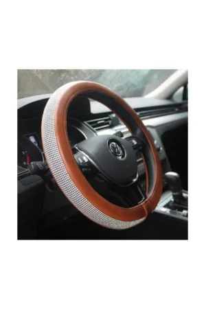 Cenk Oto uyumlu Kadın Sürücülere Özel Pırlanta Kaplamalı Kahverengi Geçmeli Direksiyon Kılıfı modelleri DRS Tuning'de. Kaliteli malzeme, hızlı kargo ve güvenli