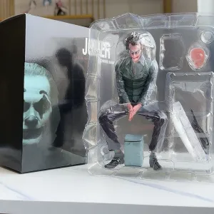 Yeni Joker anime oturan araba dekorasyon süsü modeli  / ICSE25 thumb 4