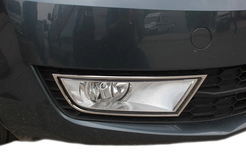 Skoda Octavia A7 Sis Farı Çerçevesi 2 Prç Krom 2013 ve Sonrası