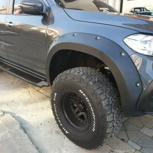 Mercedes X-Class Uyumlu Çamurluk Kaplama Cıvatalı 4.5Cm Dodik Seti ParçaDRS Tuning kalitesiyle tanışın! Özel olarak Mercedes  model araçlar için üretilen bu ürü