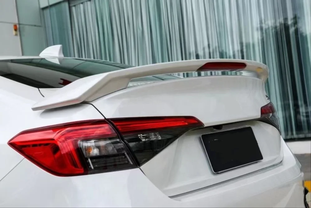 2022 Civic Uyumlu Modulo Işıklı Spoiler