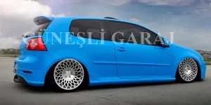 Body Kit Marşpiyel uyumlu Volkswagen Golf 6 Yan Marşpiyel Gti modelleri DRS Tuning'de. Kaliteli malzeme, hızlı kargo ve güvenli alışverişle hemen inceleyin.
