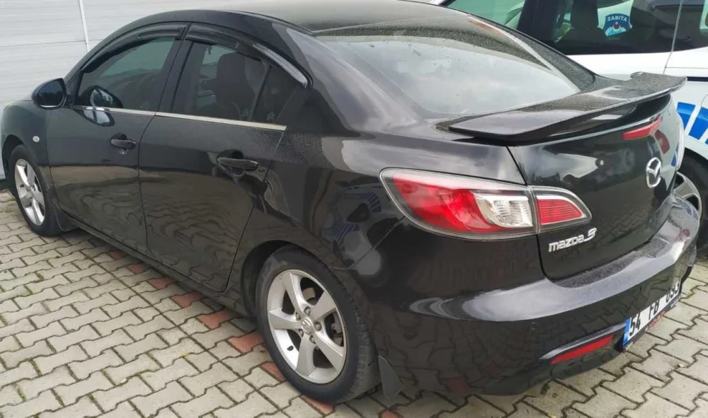 Mazda Spoiler Uyumlu 2010-2013 (Fiber)