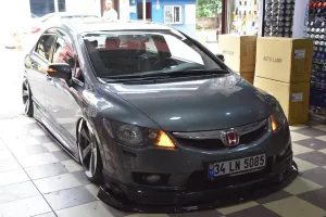 Honda Civic 2005-2011 (FD6) uyumlu Fd6 Rr Ön Lip modelleri DRS Tuning'de. Kaliteli malzeme, hızlı kargo ve güvenli alışverişle hemen inceleyin.