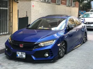 Honda Civic uyumlu Fc5 Ön Lip modelleri DRS Tuning'de. Kaliteli malzeme, hızlı kargo ve güvenli alışverişle hemen inceleyin.
