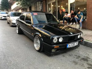 Body Kit Lip uyumlu Bmw E30 Ön Lip modelleri DRS Tuning'de. Kaliteli malzeme, hızlı kargo ve güvenli alışverişle hemen inceleyin.