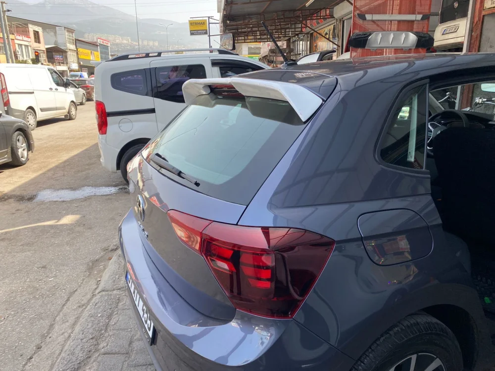 Volkswagen Polo Uyumlu Spoiler 2009-2013 Model Arası Anatomik Boyalı