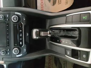 Honda Civic Uyumlu Fc5 2016-2020 Vites Topuzu Kaplama Karbon thumb 2