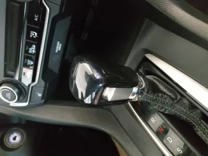 Honda Civic Uyumlu Fc5 2016-2020 Vites Topuzu Kaplama SiyahDRS Tuning kalitesiyle tanışın! Özel olarak Honda  model araçlar için üretilen bu ürün, otomobilinizi