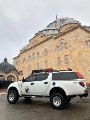 Mitsubishi L200 Uyumlu 2008-2014 İç Kapı Kolu Kaplama Siyah thumb 3