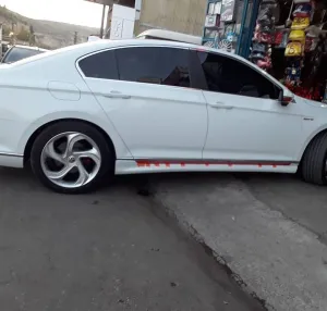 Passat Uyumlu B8 Yan Marşpiyel