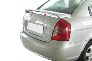 Hyundai Accent 2005-2011 (MC) uyumlu Era Mc Spoiler Bagaj Yüksek (Işıklı) Fiber 2006-2011 modelleri DRS Tuning'de. Kaliteli malzeme, hızlı kargo ve güvenli
