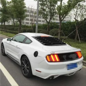 Ford Mustang Uyumlu 2015-2020 Arka Cam Vizörü thumb 2