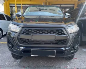 Toyota Hilux Uyumlu 2021+ Panjur (Gri Logo İle) thumb 3