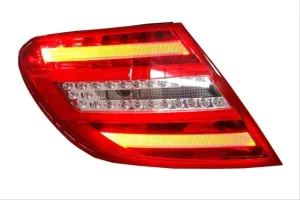 Mercedes W204 Uyumlu C Serisi Facelift LED StopDRS Tuning kalitesiyle tanışın! Özel olarak Mercedes W204 model araçlar için üretilen bu ürün, otomobilinizin hat