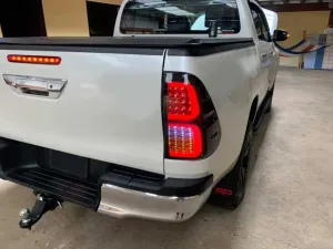 Toyota Hilux Uyumlu Revo 2016+ LED Stop Smoke thumb 4