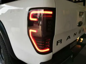 Ford Ranger Uyumlu LED Smoke Stop 2012-2020 T6 T7 T8 thumb 3