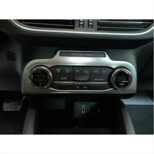 Ford Focus Uyumlu 2019+ Klima Panel Kaplama Silver(Paslanmaz Çelik),DRS Tuning kalitesiyle tanışın! Özel olarak Ford  model araçlar için üretilen bu ürün, otomo