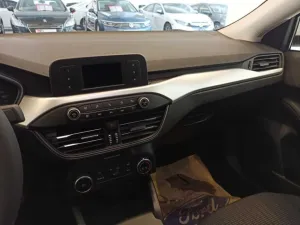 Ford Focus Uyumlu 2019+ Konsol Çıtası - Silver (ABS) thumb 3