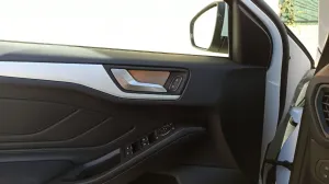 Ford Focus Uyumlu 2019+ Kapı Kolu İç Açma Kaplama-SilverDRS Tuning kalitesiyle tanışın! Özel olarak Ford  model araçlar için üretilen bu ürün, otomobilinizin ha