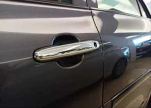 Toyota Corolla Uyumlu 2008-2012 Kapı Kolu Kaplama NikelajDRS Tuning kalitesiyle tanışın! Özel olarak Toyota  model araçlar için üretilen bu ürün, otomobilinizin