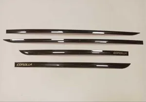 Toyota Corolla Uyumlu 2014-2018 Kapı Çıtası Piano BlackDRS Tuning kalitesiyle tanışın! Özel olarak Toyota  model araçlar için üretilen bu ürün, otomobilinizin h