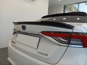 Toyota Corolla Uyumlu 2019+ Bagaj Üstü Spoiler B Dizayn (Piano Black) thumb 2