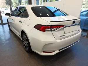 Toyota Corolla Uyumlu 2019+ Arka Tampon Alt Çıtası Piano Black thumb 3