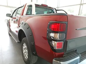 Ford Ranger Uyumlu 2015-2020 Stop Çerçevesi Kaplama Siyah 2 ParçaDRS Tuning kalitesiyle tanışın! Özel olarak Ford  model araçlar için üretilen bu ürün, otomobil