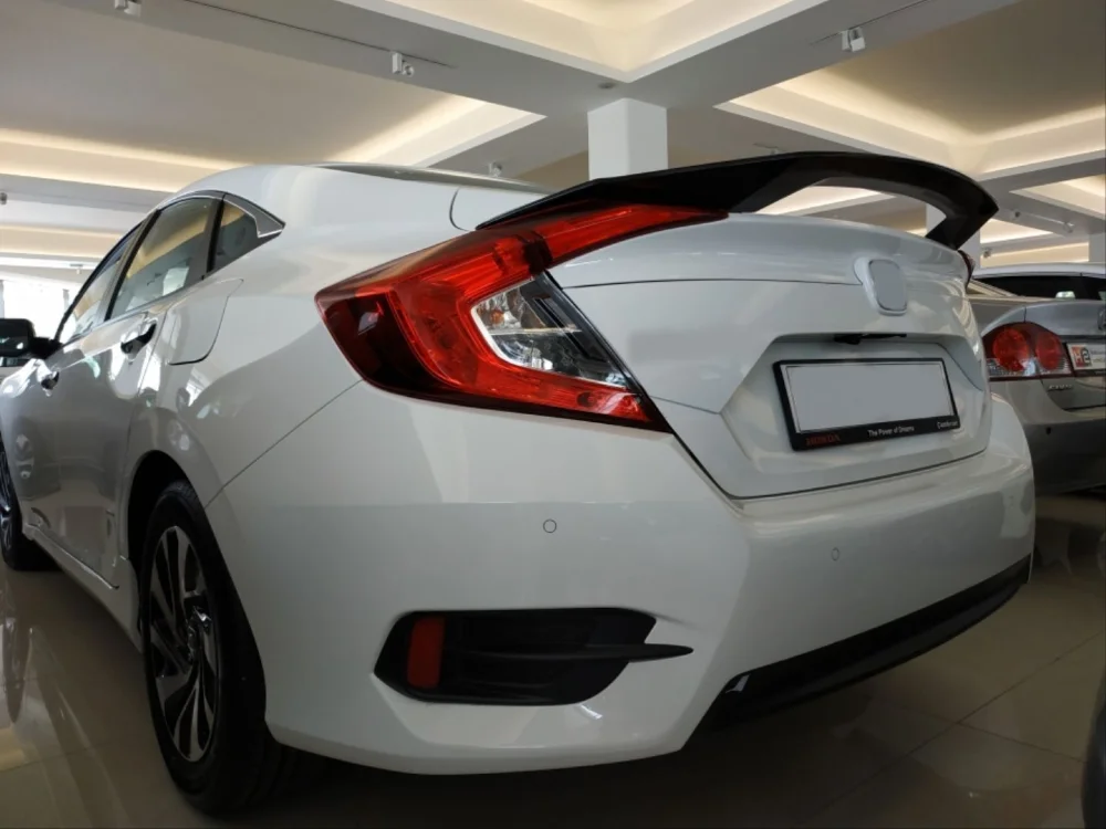 Honda Civic Uyumlu Fc5 V Style Spoiler (Boyasız)