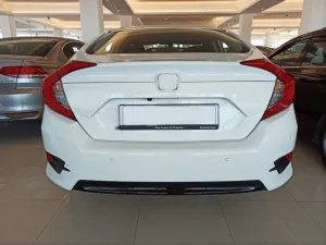 Honda Civic Uyumlu Fc5 2016-2020 Arka Tampon Alt Çıta Piano Black thumb 2