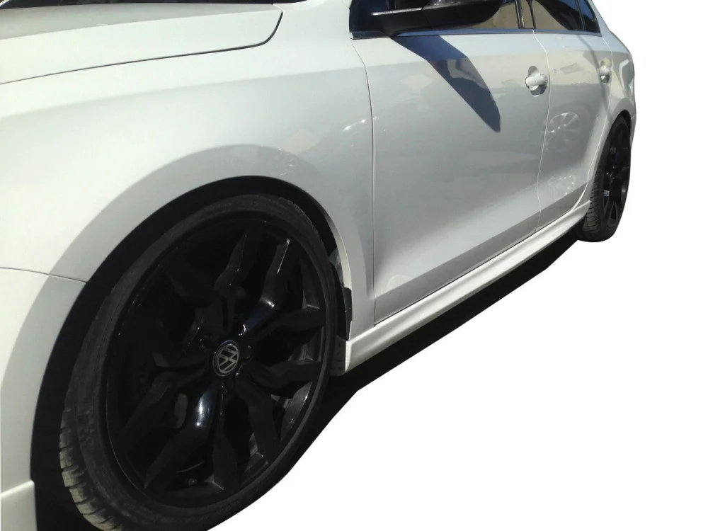 Volkswagen Jetta Uyumlu (2010-2017) R Model Yan Marşpiyel Seti (Plastik)