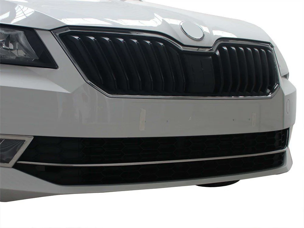 Skoda Super Uyumlu B8 Ön Tampon Çıtası Krom 2015 Ve Sonrası